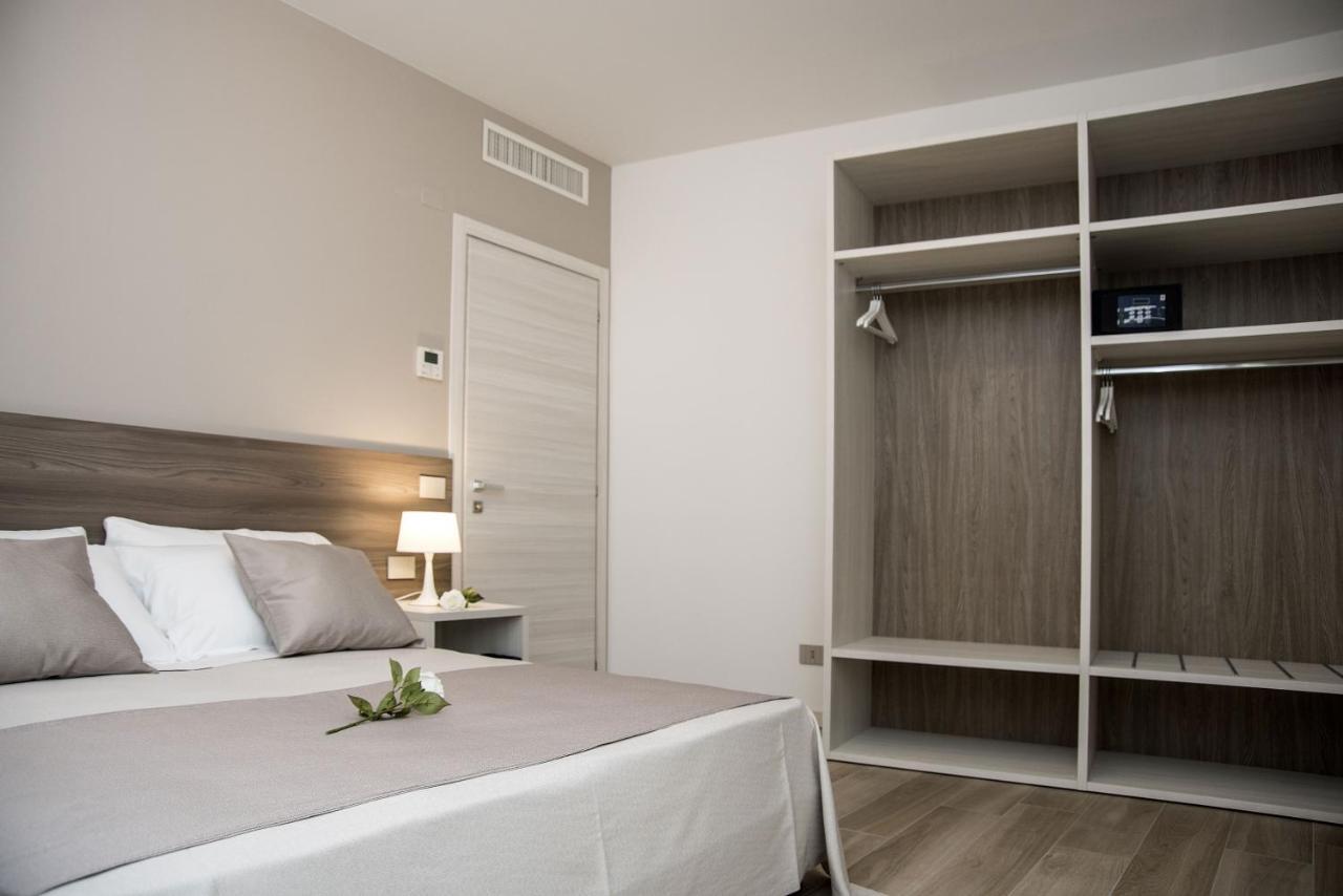 Camelot Appartamenti - Business E Holiday San Martino Buon Albergo Exterior photo