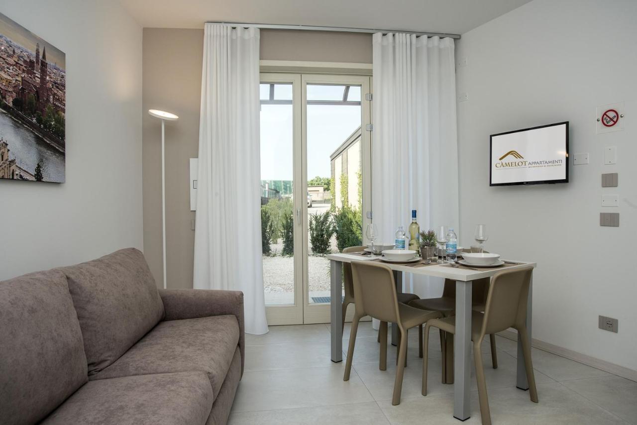 Camelot Appartamenti - Business E Holiday San Martino Buon Albergo Exterior photo