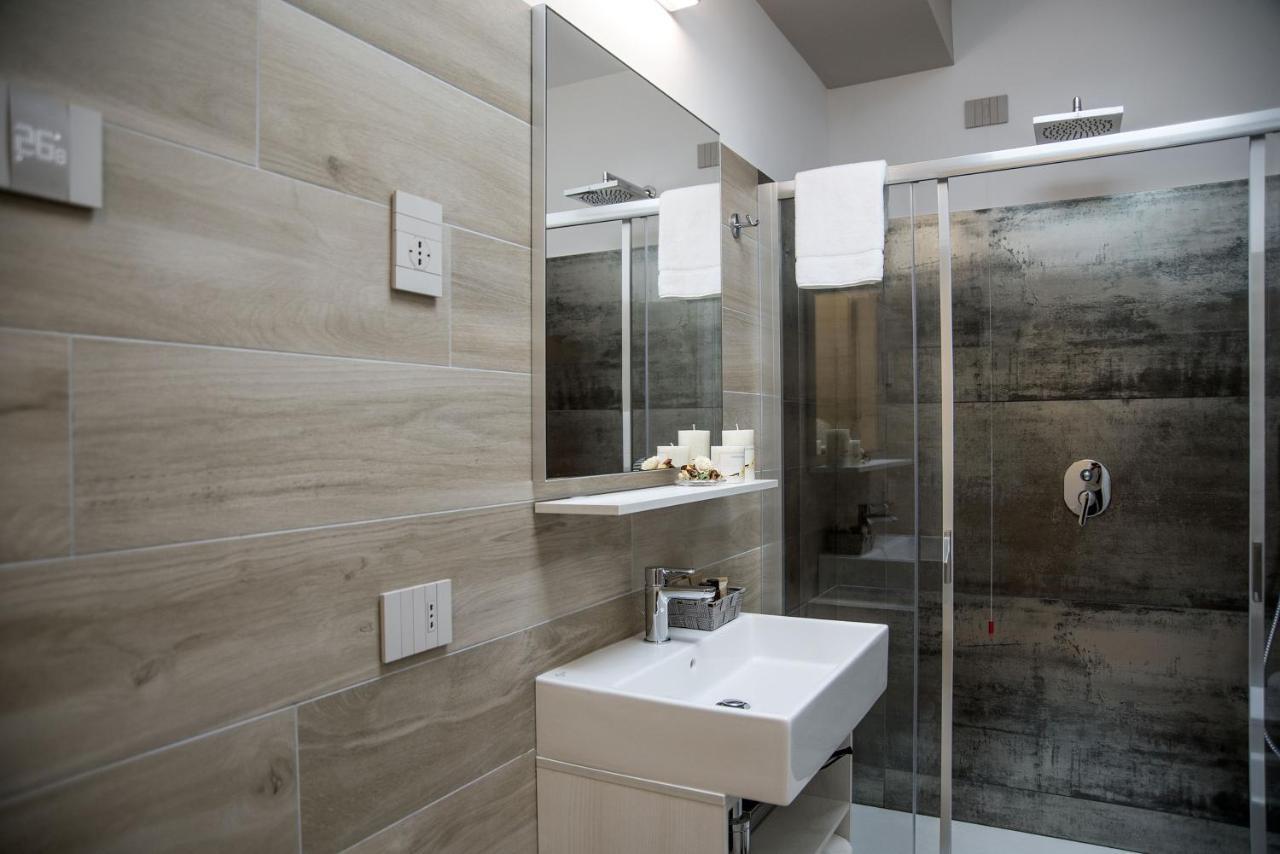 Camelot Appartamenti - Business E Holiday San Martino Buon Albergo Exterior photo
